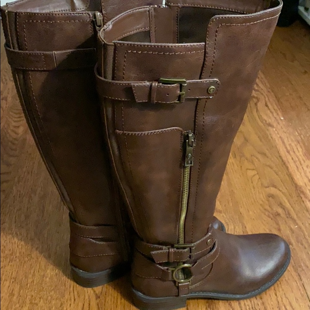 Leather tall boots, Fits like 5.5